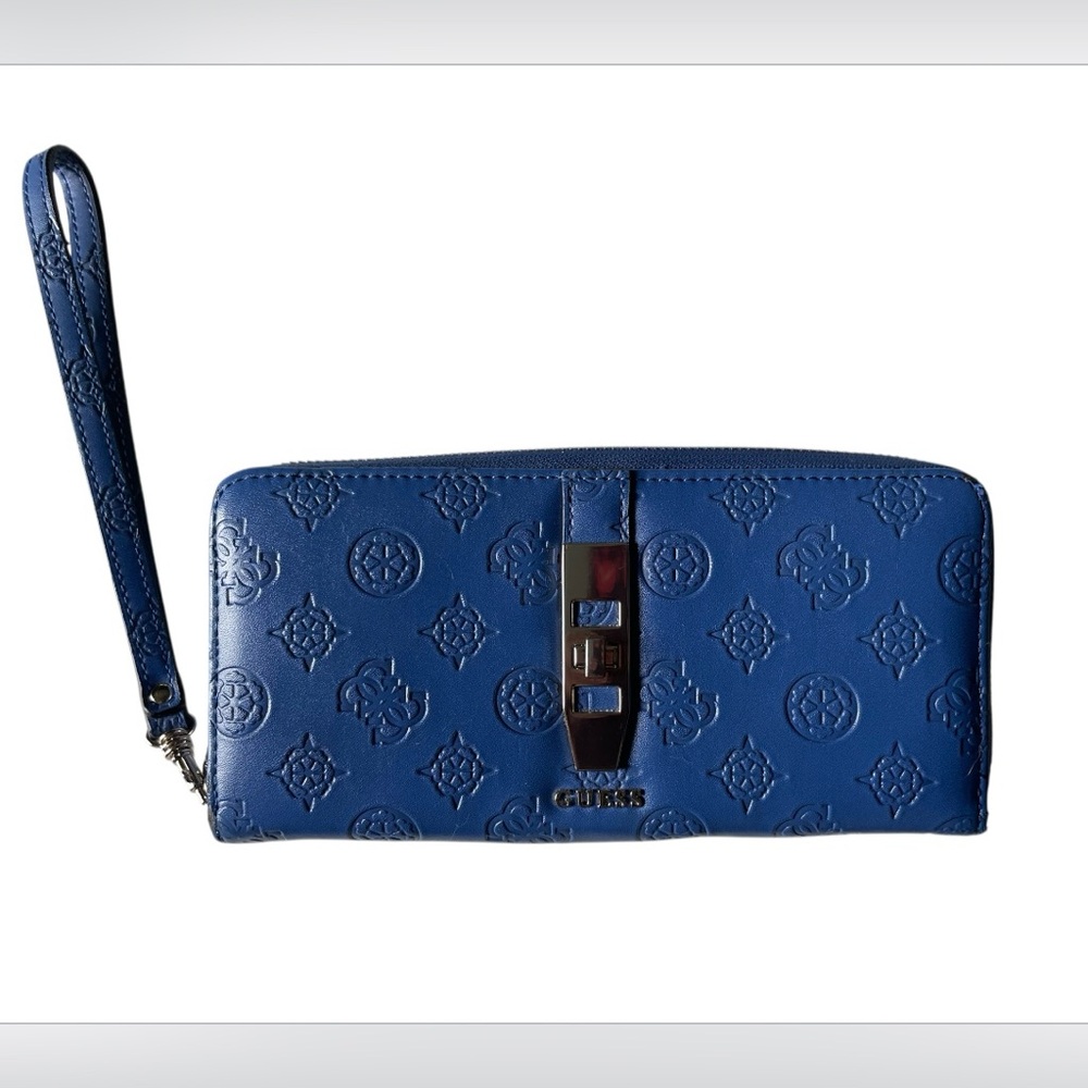 Women’s Guess Peony Classic Wristlet Wallet Zipper Royal blue 8”Lx4”H